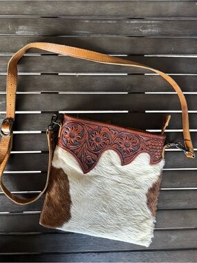 American Darling Cowhide Tooled Leather Crossbody Bag Western Floral Brown White